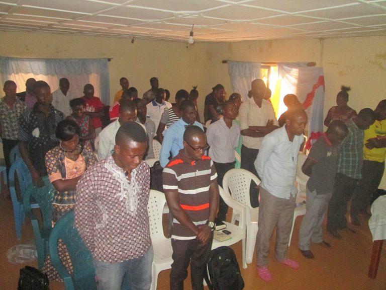 Camp biblique de Kouriah : Emmanuel rencontre Christ